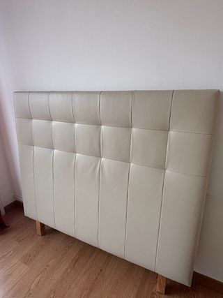 Cabecero IKEA  modelo BORGANN blanco 140cm 