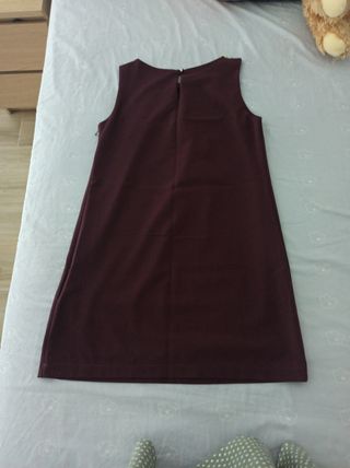 Vestido color vino  sin mangas