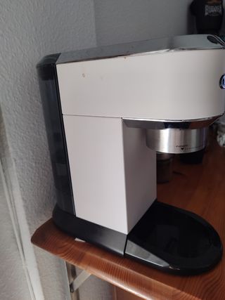 Cafetera Delonghi - Como nueva
