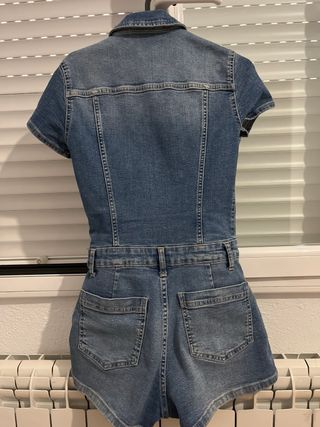 Mono vaquero Bershka azul