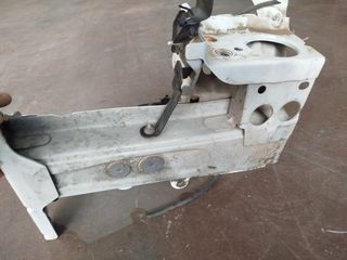 Pata de Chasis Renault Clio V