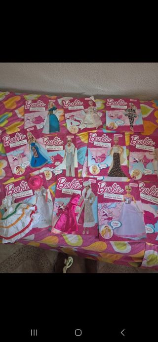 Barbie colección "Vestidos por el mundo"