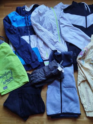 Ropa deportiva usada - Variada