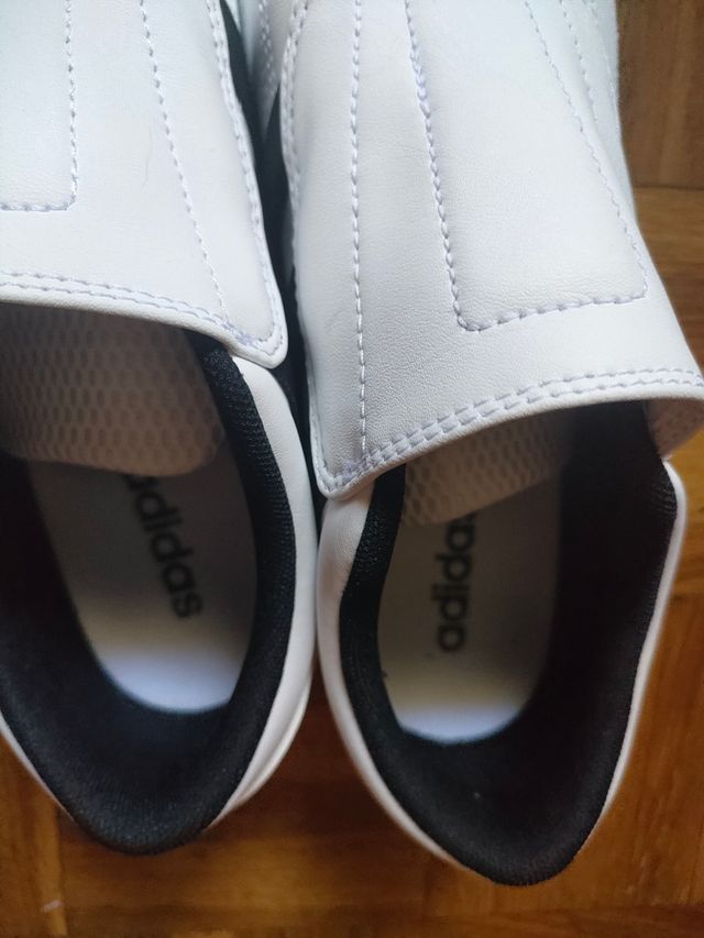 Zapatillas Adidas Tekwen blancas