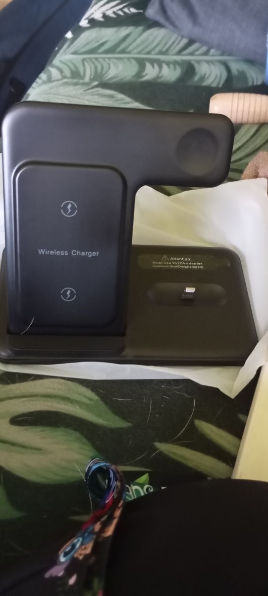 Cargador inalámbrico 3 en 1 Plegable