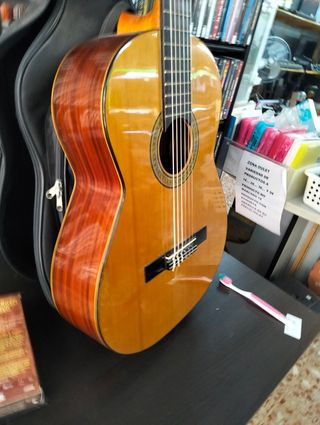 Guitarra clásica Admira