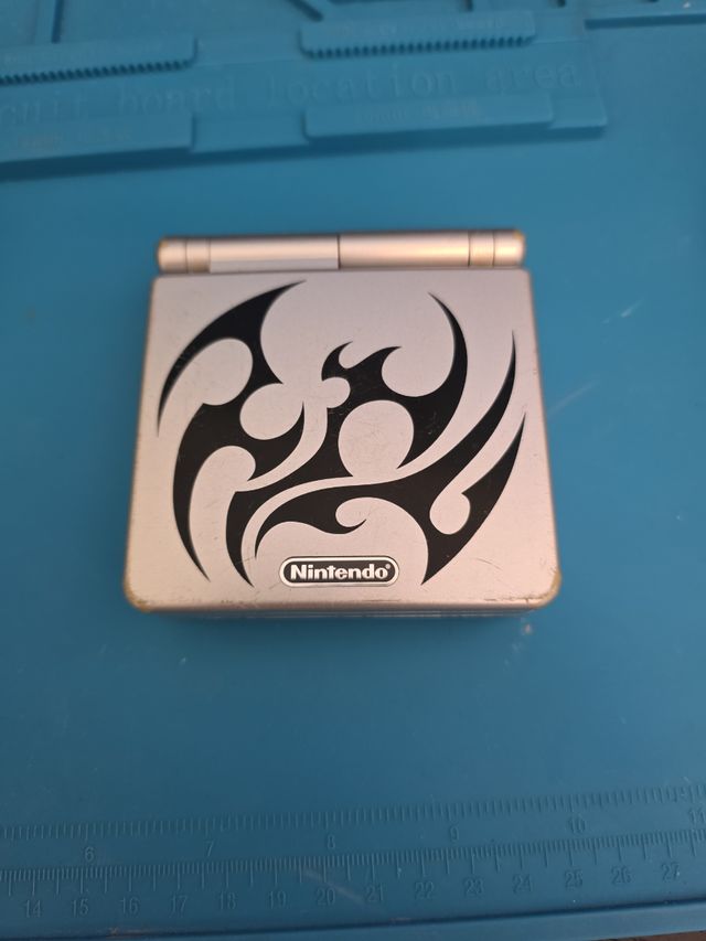 Game Boy Advance SP Tribal - Plata