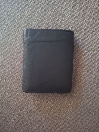 Portafoglio uomo pelle nero usato poco