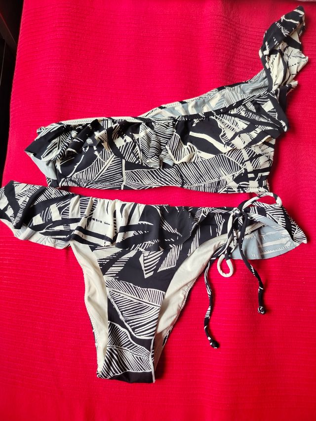Bikini negro y blanco