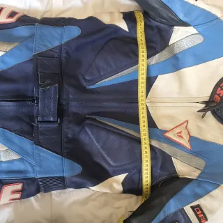 Mono moto Dainese K mujer + rodilleras