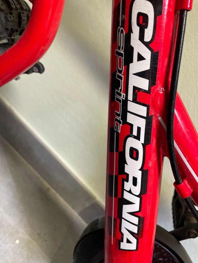 Bicicleta infantil roja California sprint