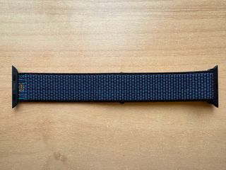 Apple Watch X Nike 40mm. Hyper Grape Sport Loop