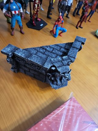 Base diorama gótica para figuras 1/12