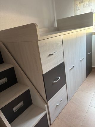 Cama alta con armario - Gris Beige