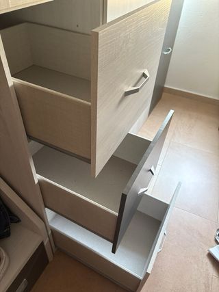 Cama alta con armario - Gris Beige