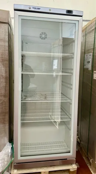 NEVERA EXPOSITORA REFRIGERADA 600L EN OFERTA