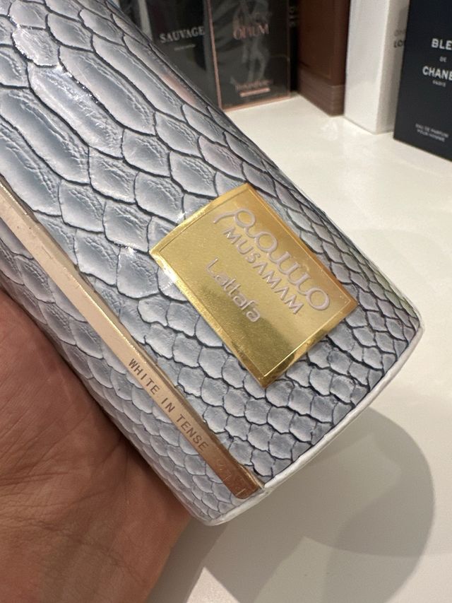 Lattafa Musamam - Perfume Gris