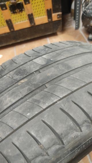 Neumático Michelin usado 205/55 R16