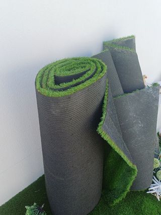 Cesped artificial 3 rollos 1x5m