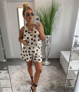 Top Zara lunares beige-negro - Talla L