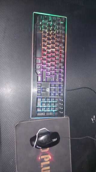 Teclado y ratón gaming RGB