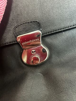 Borsa a mano e con tracolla nera in pelle