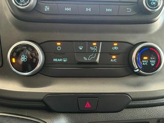 Ford Transit Custom Kombi 2.0 TDCI 96kW 320 L2 Trend MHEV