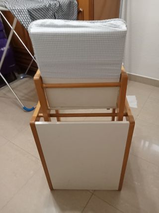 Trona bebé madera maciza .Se hace mesa .