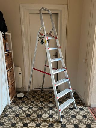 Escalera aluminio 7 peldaños