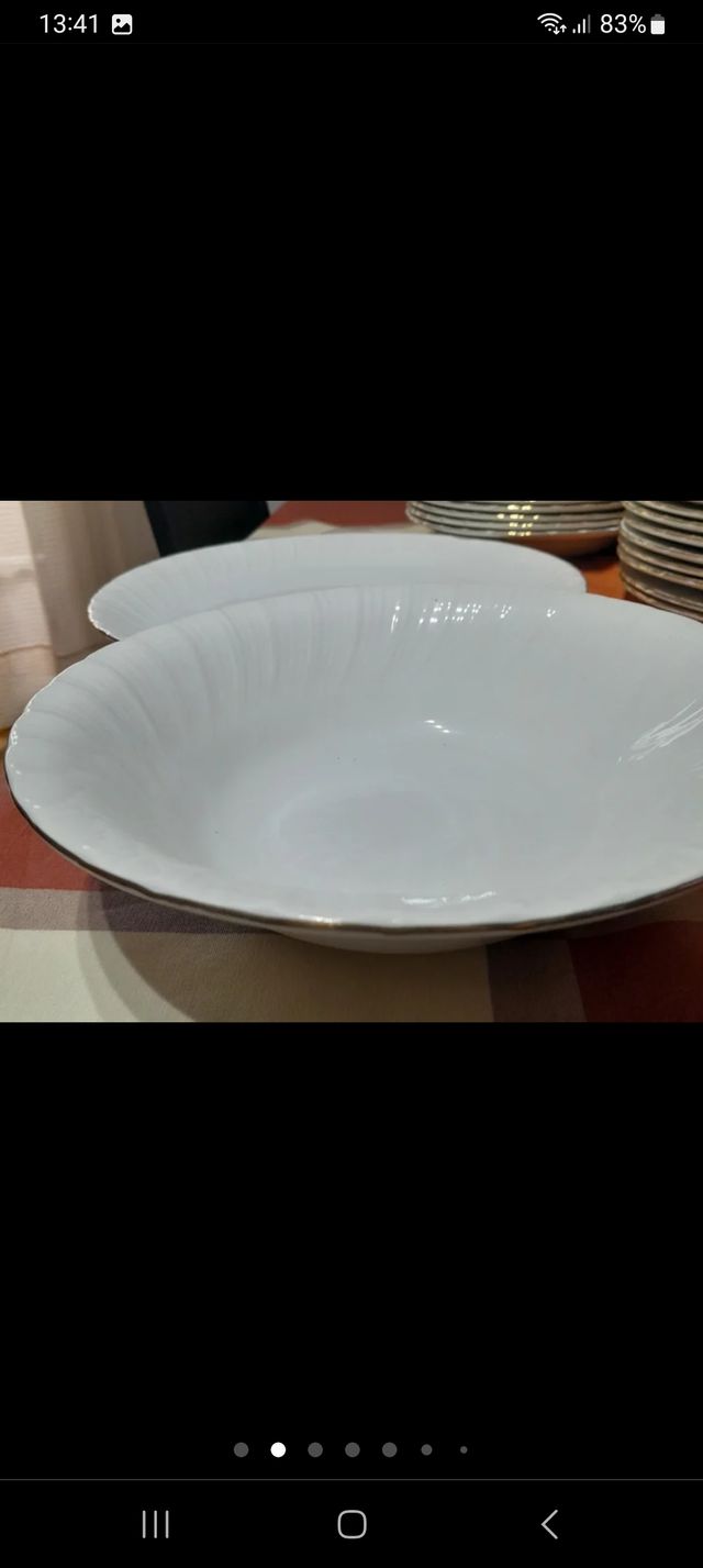 Vajilla porcelana blanca y plata