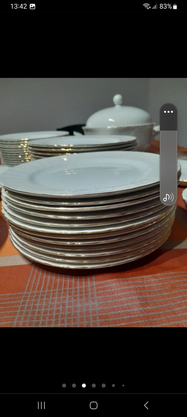 Vajilla porcelana blanca y plata