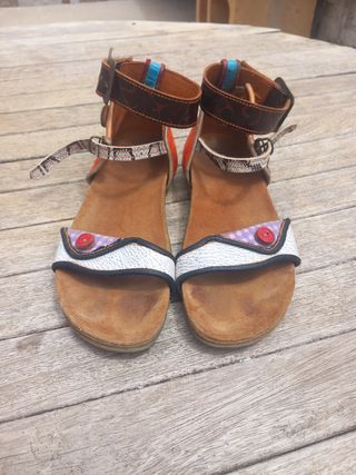 Sandalias Pisaverde artesanales