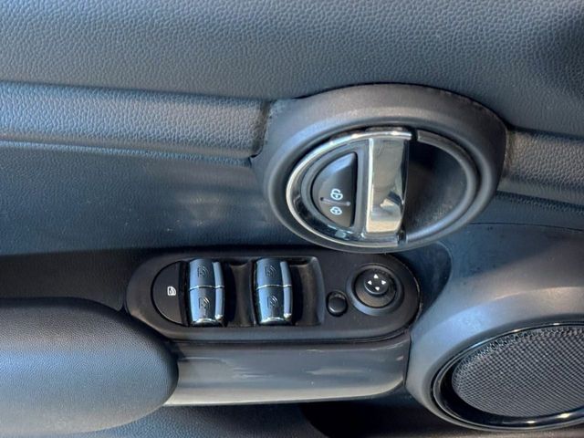 MINI Cooper ONE 5 PUERTAS