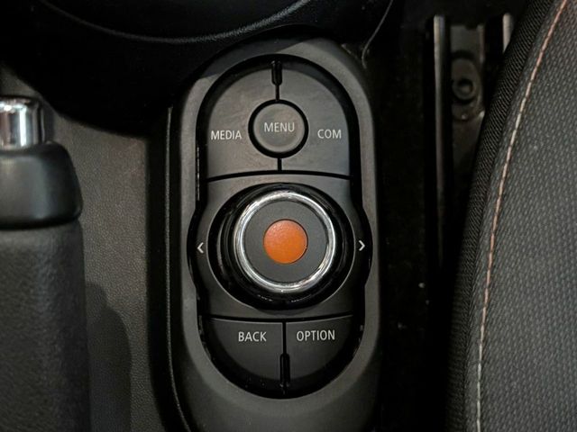 MINI Cooper ONE 5 PUERTAS