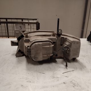 FARO DERECHO FORD ESCORT 1998