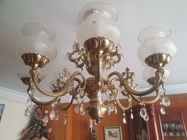 Lampara techo bronce 8 luces