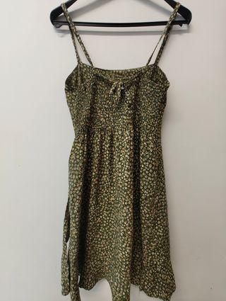 Vestido verde estampado flores