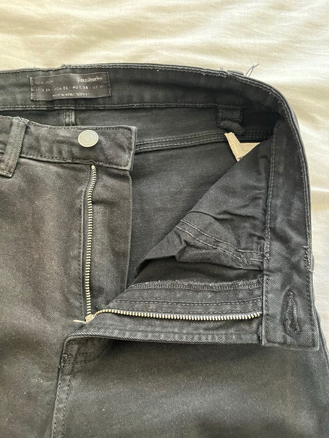 Vaqueros negros Stradivarius