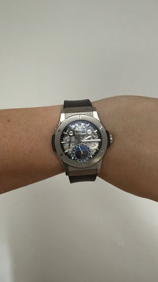 Hublot Classic Fusion Moonphase 42mm Titanio