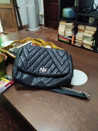 Bolso Tommy Hilfiger rayas blanco-negro+3de marca