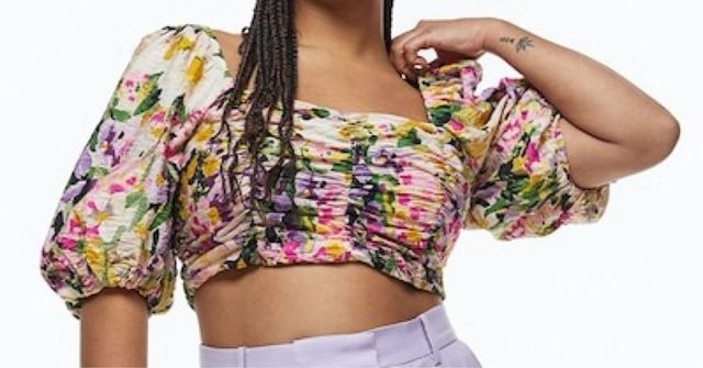 Top H&M floral multicolor talla S nuevo