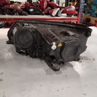 FARO DERECHO VOLKWAGEN TIGUAN 2013 