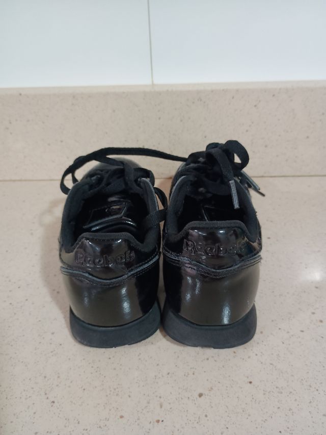 Tenis Reebok Classic niña 31