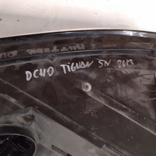 FARO DERECHO VOLKWAGEN TIGUAN 2013 