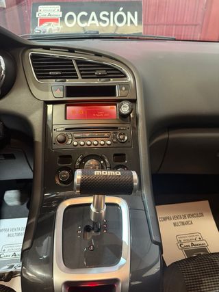 Peugeot 5008 1.6 HDI 112CV 5499€!!!