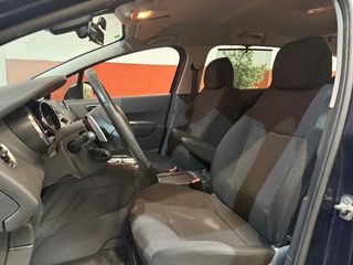 Peugeot 5008 1.6 HDI 112CV 5499€!!!