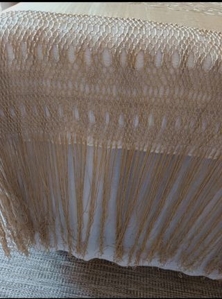 Mantón seda bordado antiguo. Perfecto estado