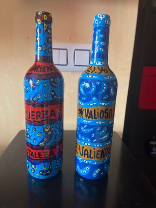 Botellas pintadas a mano