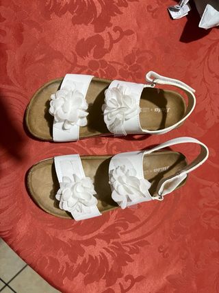 Sandali bimba bianchi fiori