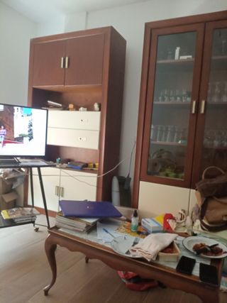 Mueble salón madera-cristal